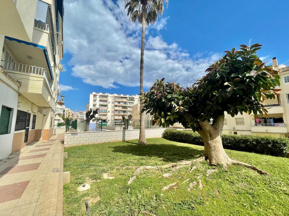 Apartamento Cerca De La Playa Torrecilla 네르하 외부 사진