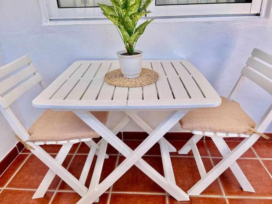 Apartamento Cerca De La Playa Torrecilla 네르하 외부 사진
